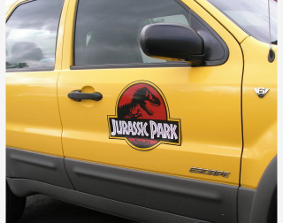 Illustration for article titled A List of All the Jurassic Park Liveried Vehicles I Could Find
